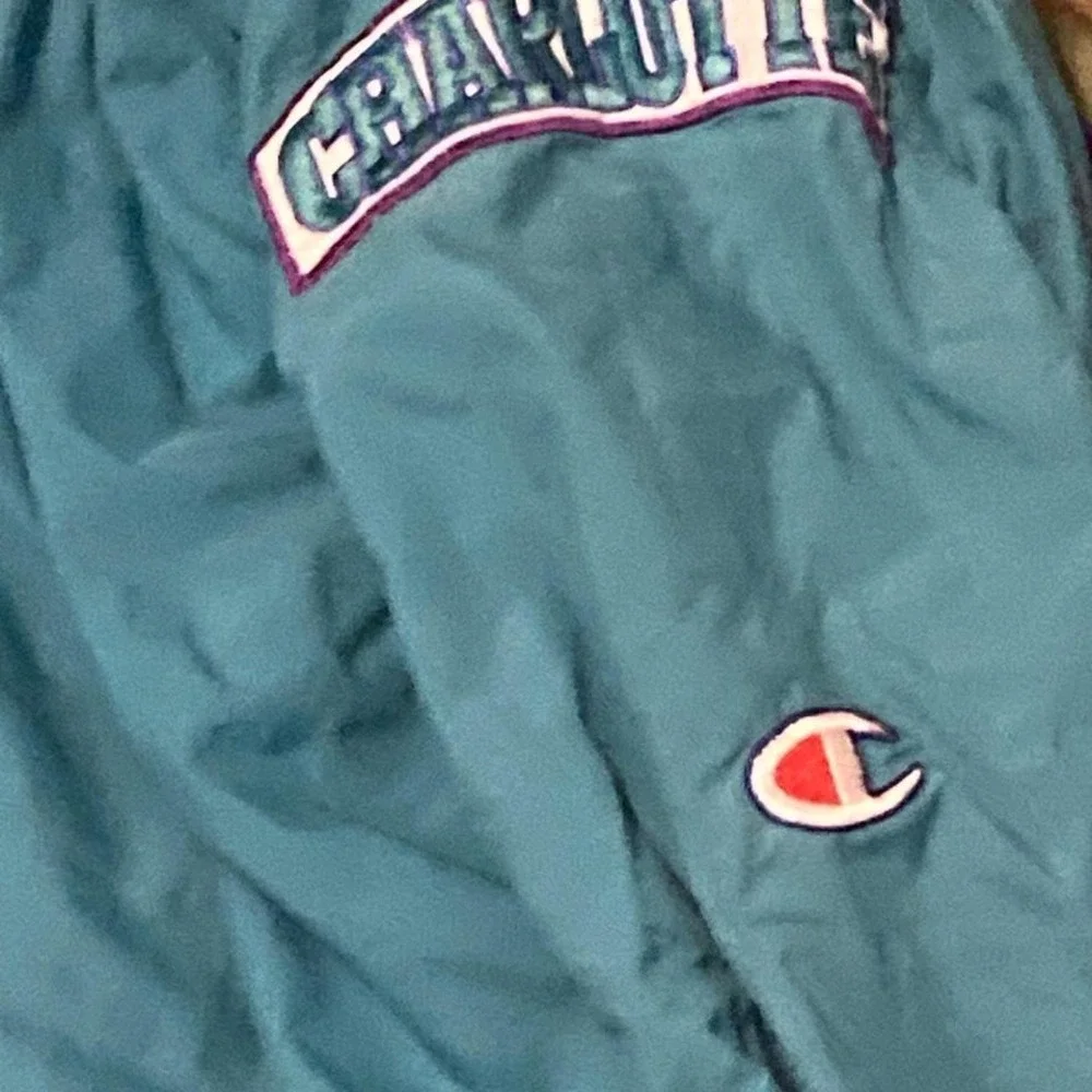 Champion vintage‎ 90s nba charlotte hornets nylon jacket flaw mens XL/24